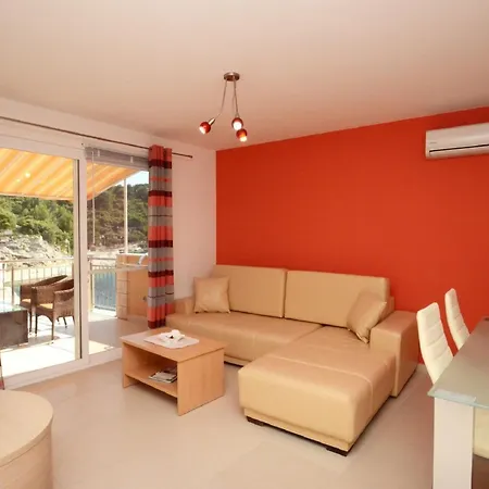 Kor Ula - Two Bedroom With Terrace And Sea View Coral Appartamento *