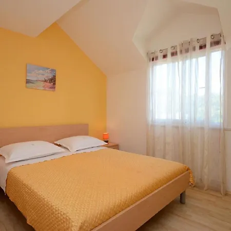 Apartment Kor Ula - Two Bedroom With Terrace And Sea View Coral Prizba