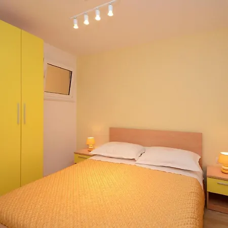 Kor Ula - Two Bedroom With Terrace And Sea View Coral Apartment Prizba